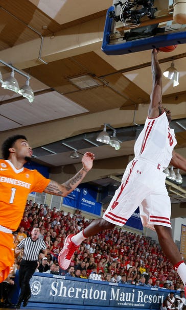 Wisconsin beats Tennessee 74-62 to open Maui Invitational